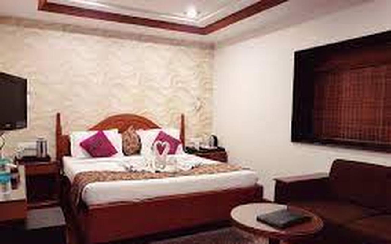 Hotel Punjab Palace Rāipur Exteriér fotografie